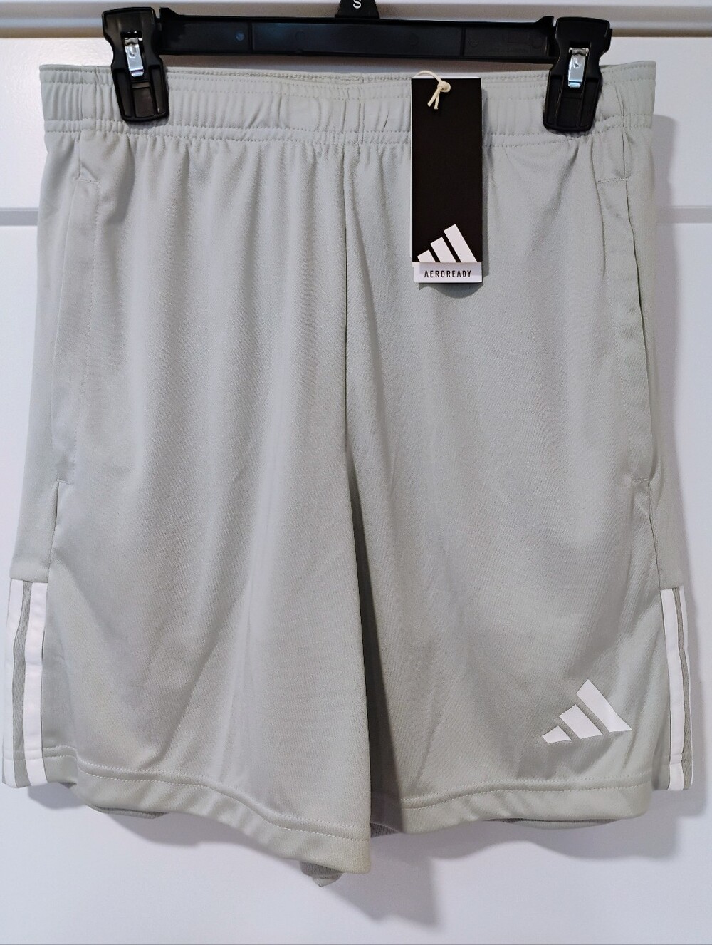 NWT S Adidas M SERENO Active Gym Workout Shorts Wonder Silver NEW